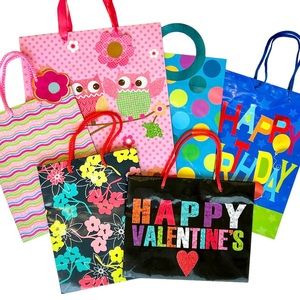 ✅ 5 for $25 - Gift Bags, Multi Season Occassion 6-Piece